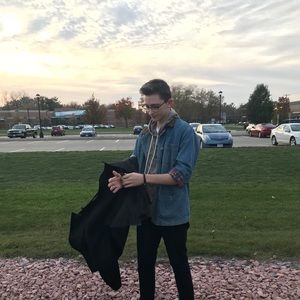 Meet your Posher, Declan